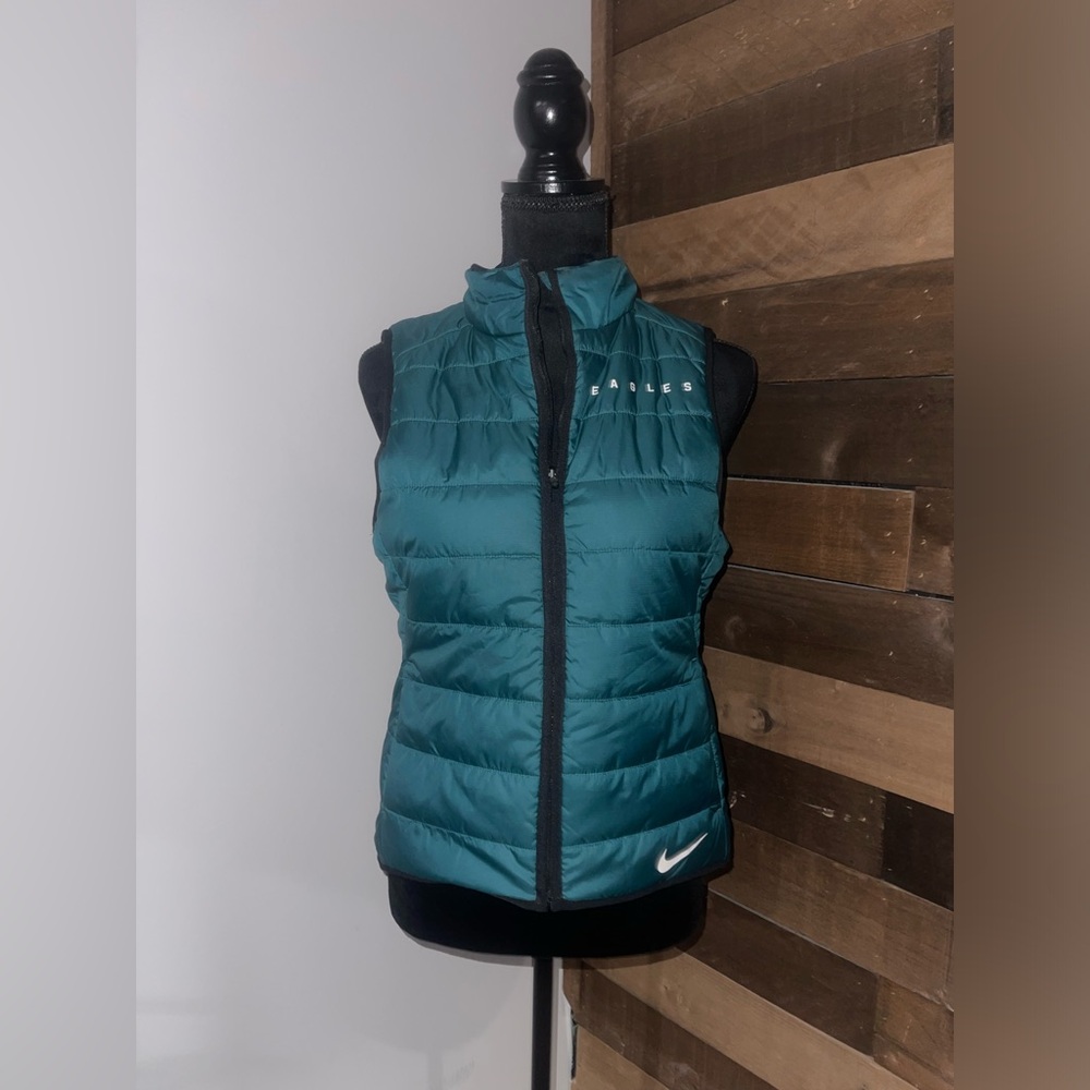 Nike Women’s Teal Quilted Puffer Vest - Sleeveless Zip-Up